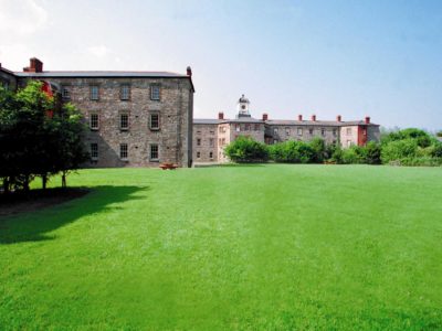 Griffith_College_Dublin_campus_green